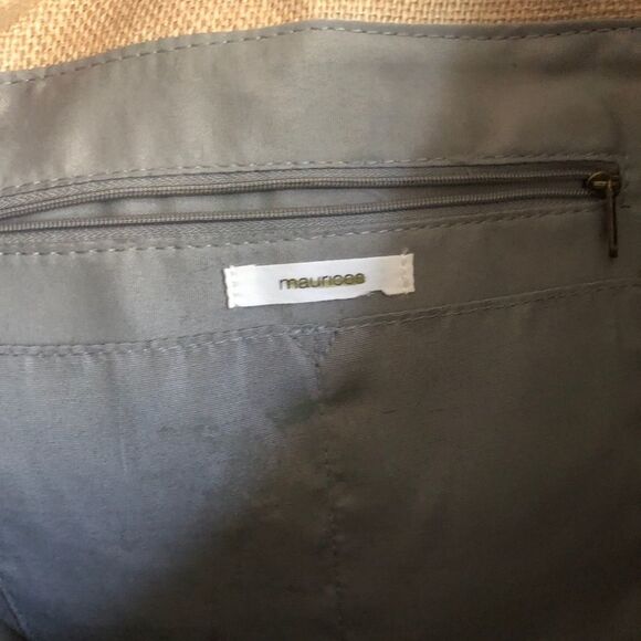 Maurices Chevron Burlap Large Tassel Tote - Picture 8 of 8